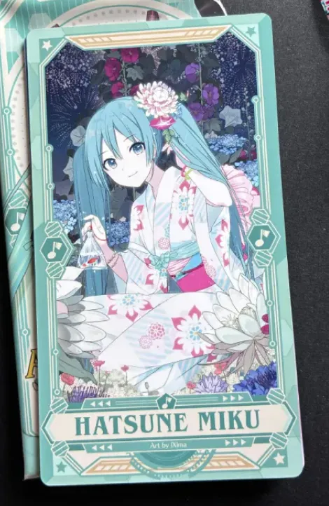 1枚目 HATSUNE MIKU