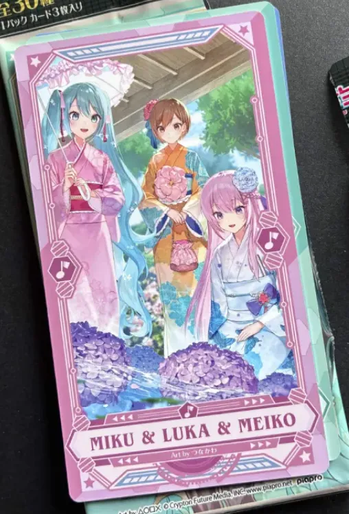 3枚目 MIKU & LUKA & MEIKO